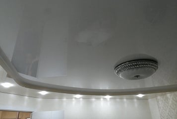 Потолок в гостиную, 19 кв.м