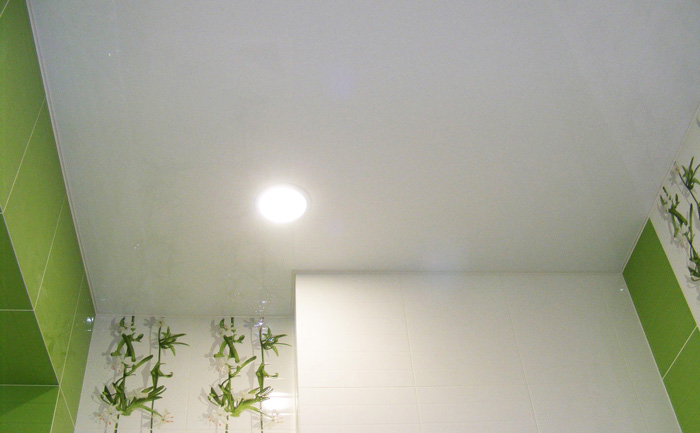 Матовый потолок в ванную, 5 кв.м