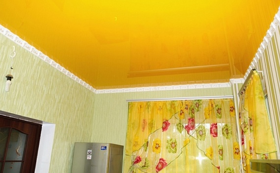 Цветной потолок (Желтый)