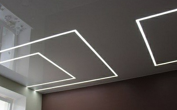 Световые линии на потолке 16 кв.м.
